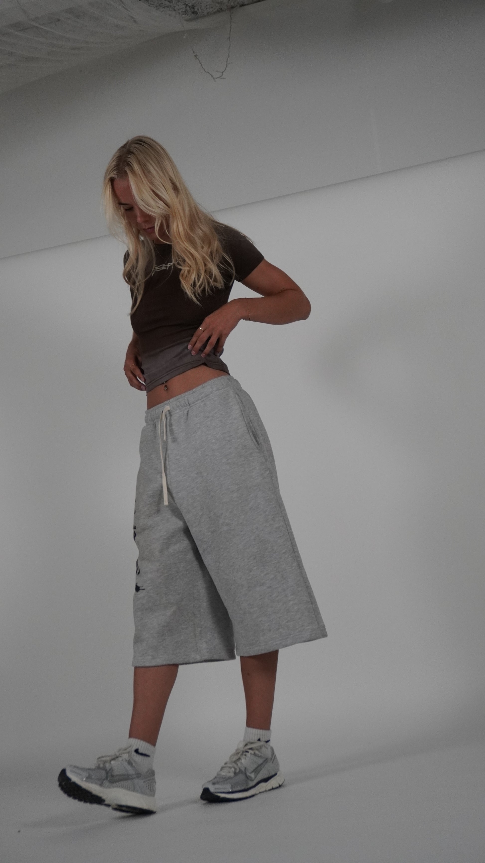STEP Three-quarter SWEATS