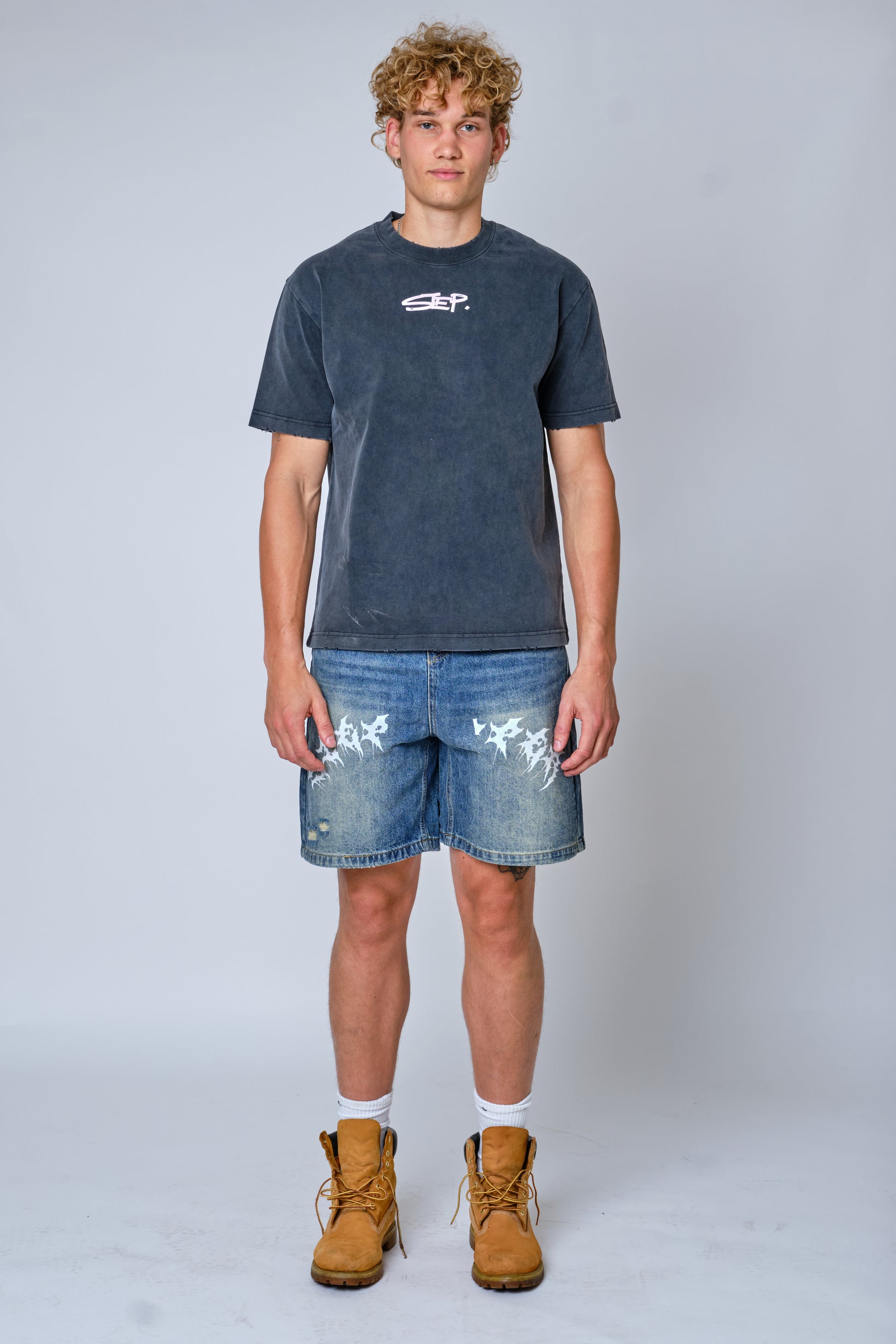 STEPPER BAGGY SHORTS