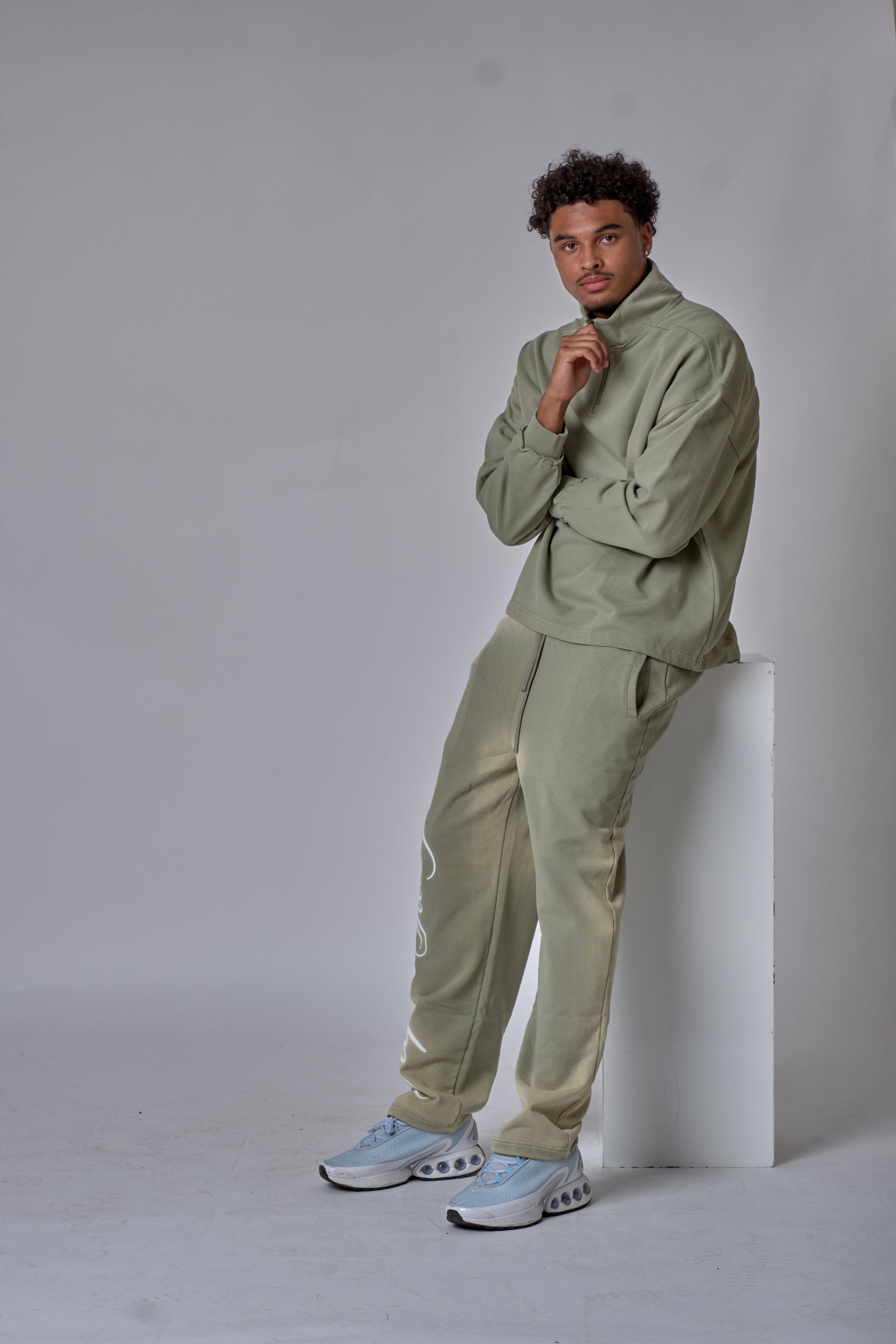 LOVE Quarter-Zip